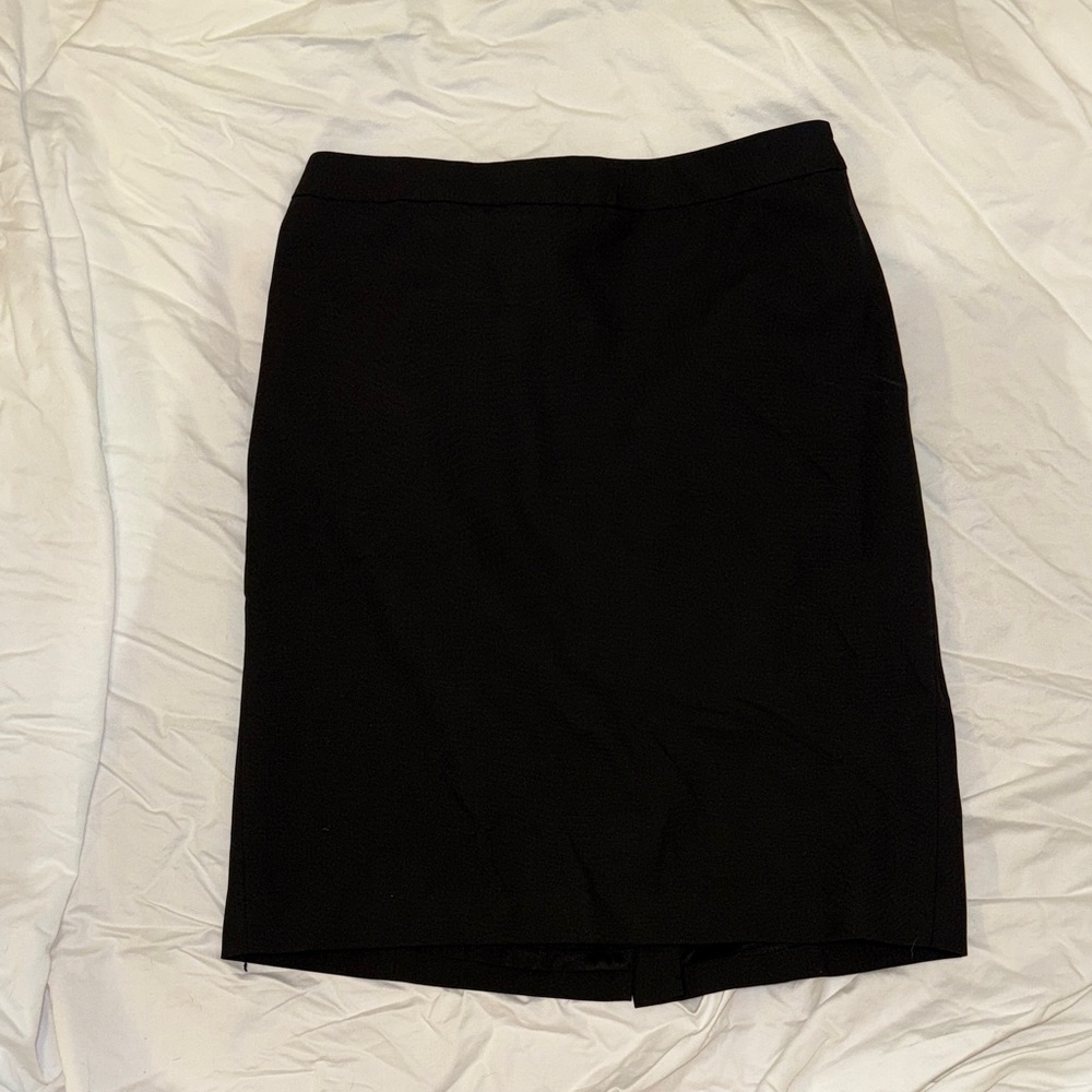 LOFT Classic Black Pencil Skirt